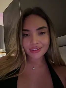 anacarrera (F young) - Biggg squirt in the showerrr 💦💦💦