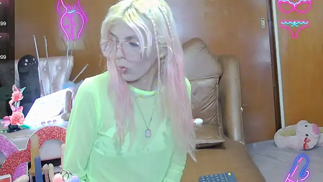 skinygirl - Skinygirl's free webcam