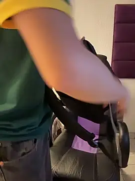 adrianrinaldi (M twink) - show your big cum in public