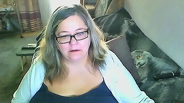 sex2 (F mature) - naked, squirt