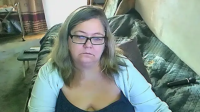 sex2 (F mature) - naked, squirt