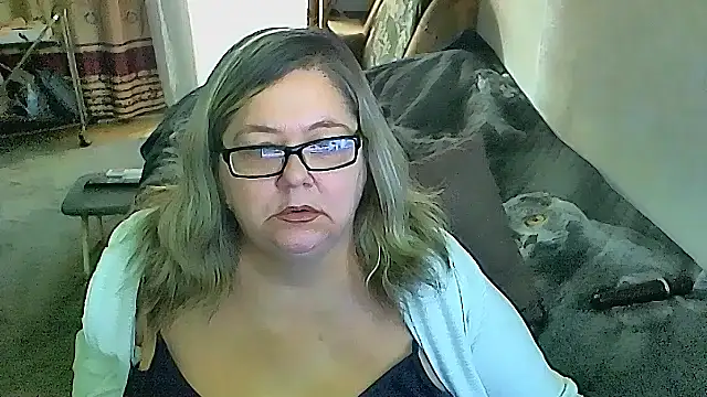 sex2 (F mature) - naked, squirt