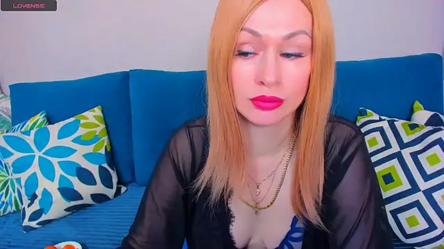 ellenmoore (F mature) - make me happy