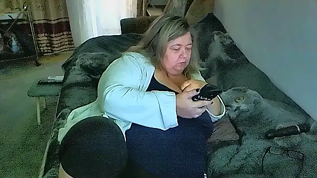 sex2 (F mature) - naked, squirt