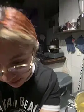 sophia_weest99 - Sophia_Weest99's free webcam - UK Sex Cams