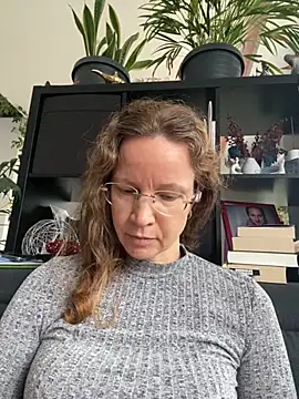 annikarose (F milf) - Naked orgasm