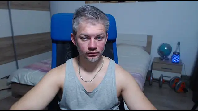 robbyshawz - RobbyShawz's free webcam - UK Sex Cams