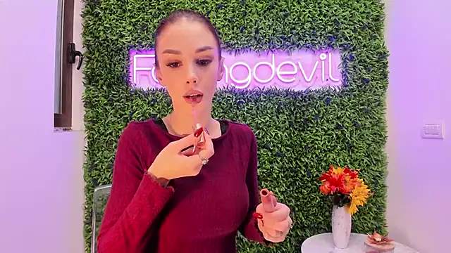 realhotfallingdevil - Realhotfallingdevil's free webcam