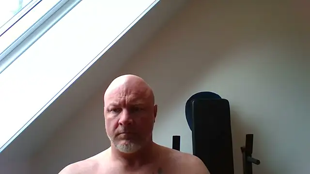 luciferbigone (Ask my age) - new pc.  better experience for you