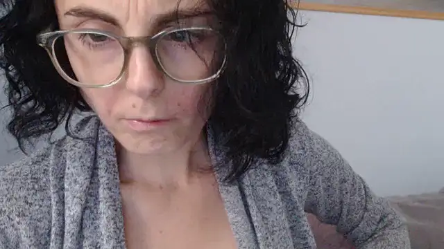 cleophee (F milf) - je me gode