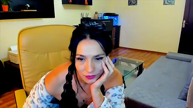 wtf_lexxy (F milf) - oil