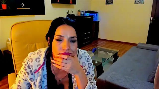 wtf_lexxy (F milf) - oil