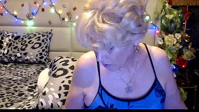 happywomanon (Ask my age) - be my real gentl.and make me cum