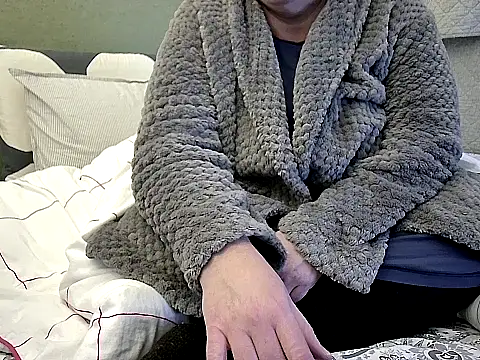 marthabriest - MarthaBriest's free webcam - UK Sex Cams