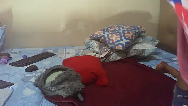 sweetslender - Sweetslender's free webcam