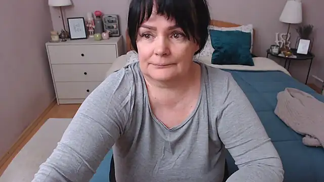 leveme2nightt - LeveMe2Nightt's free webcam - UK Sex Cams