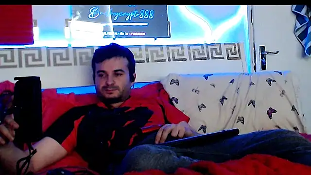 florintanus69 (Ask my age) - i will cum at goal  ig iuligruia69