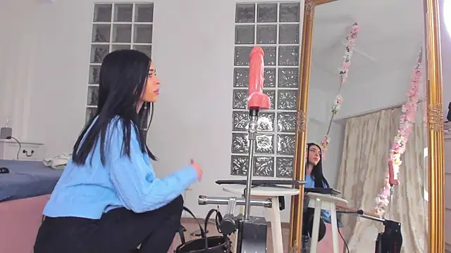 jassyejoy (F young) - Squirting for your cock