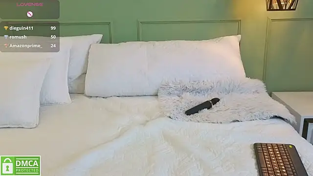 kataliina__ (F young) - spank ass till get red+open ass