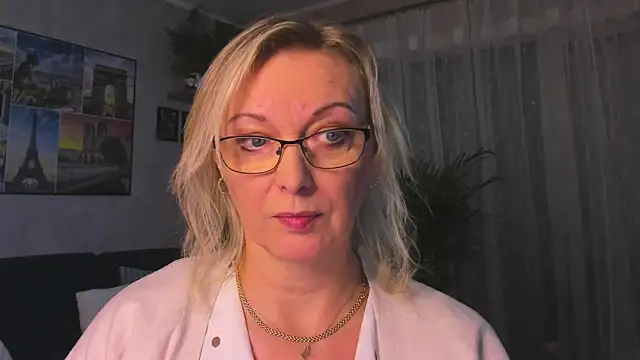 vanessa_chat - Vanessa_chat's free webcam - UK Sex Cams