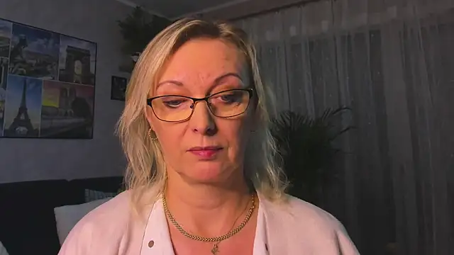 vanessa_chat - Vanessa_chat's free webcam - UK Sex Cams