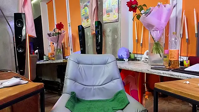 misss_vikk (F young) - )