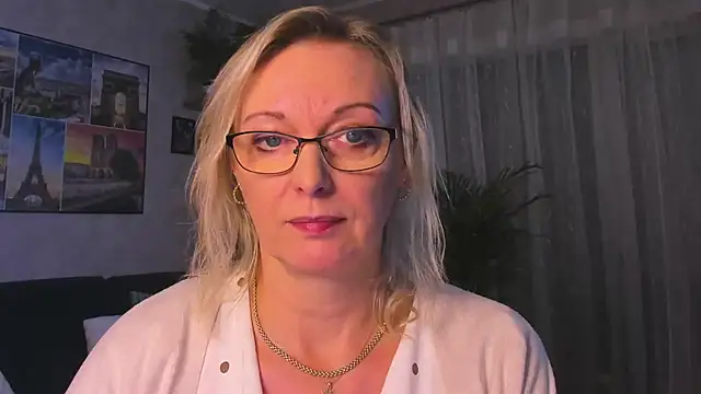 vanessa_chat - Vanessa_chat's free webcam - UK Sex Cams