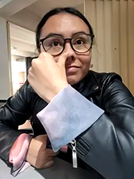 venus_rivers (F teen) - 💗Show ass💗