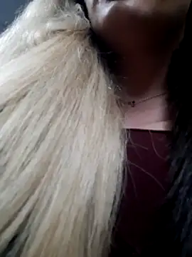 dirtyfeelin - Dirtyfeelin's free webcam - UK Sex Cams