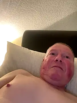 boilinghot123 (M grandpa) - Free