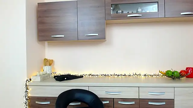 Kimora Joy (KimoraJoy)