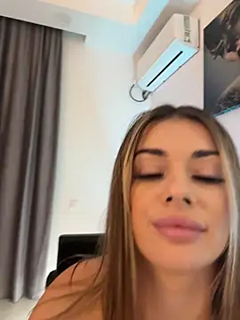 IsabellaEtthan's Stripchat show and profile