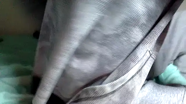 molozeb (Ask my age) - Branlette Hard  NU par rebeu act hardeur