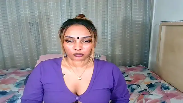 sexyindianchic - Sexyindianchic's free webcam - UK Sex Cams