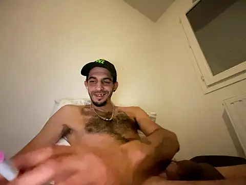 Rebeu313's Stripchat show and profile