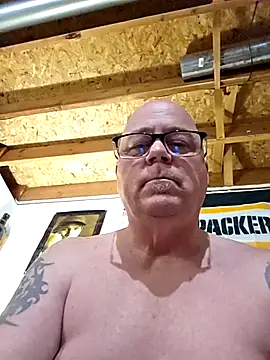 horny4you1 (M mature) - 8