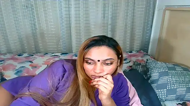 sexyindianchic - Sexyindianchic's free webcam - UK Sex Cams