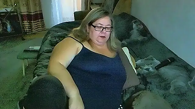 sex2 (F mature) - naked, squirt