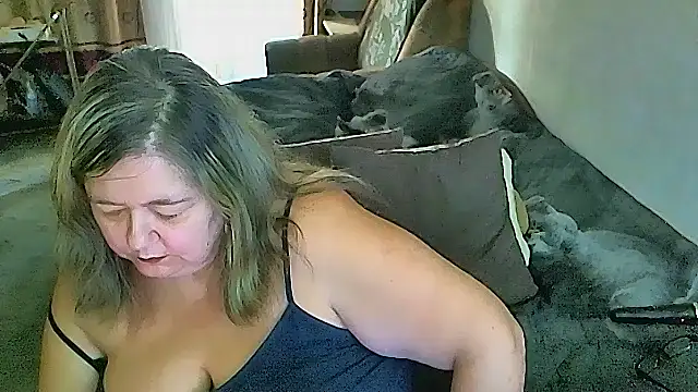 sex2's Stripchat show and profile