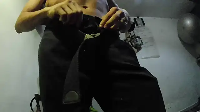 Live sex cam di crazylatinguyy