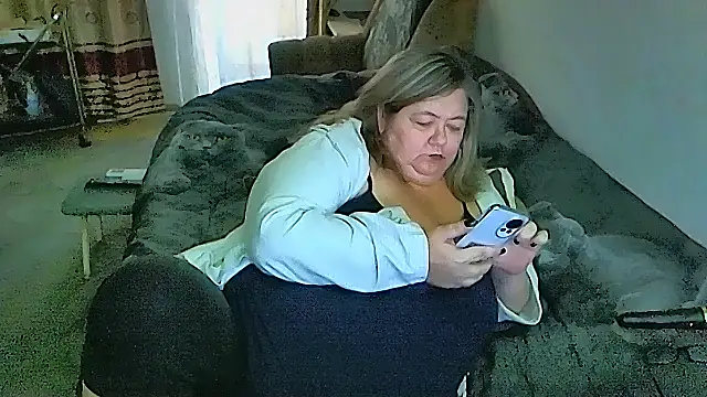 sex2 (F mature) - naked, squirt