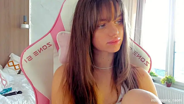 aesthetics__tease (F teen) - naked doggy on the floor