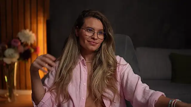 brandywhite (F milf) - last tipper control my toy