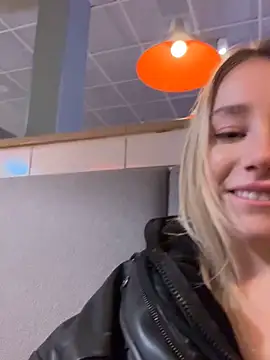 SSSATIVA_model room chat