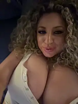 miamellycious room chat