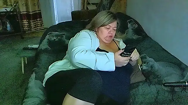 sex2's Stripchat show and profile