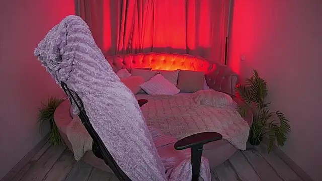 gracecandy (F young) - Nude kisses😍