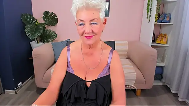 HotandMature's Stripchat show and profile