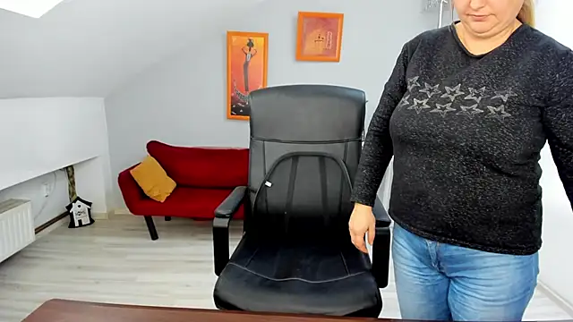 LollaGirl from StripChat