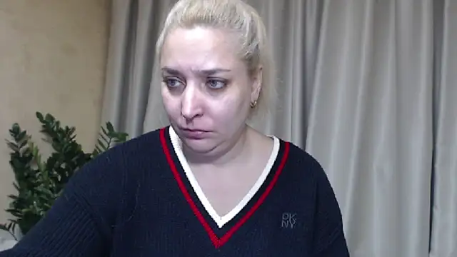 sweetpussy13 - Sweetpussy13's free webcam - UK Sex Cams